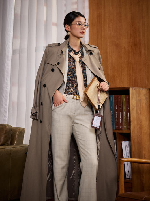 颈袖添香-风衣-“晚秋”十年风衣 永恒 传承 经典 干练有型 走路带风 简约利落 9192864 商品图3