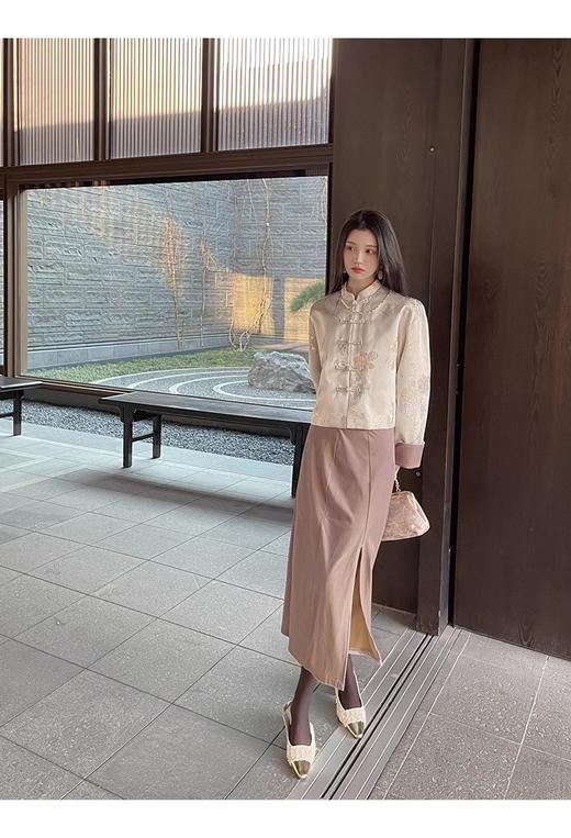 清仓捡漏LIN CHAO ZHANG 【桃花朵朵开】糯米糕紫外套+半裙套装 商品图3