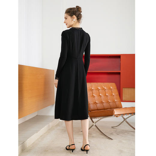 司歌蕾丝拼接连衣裙长袖收腰内搭裙子秋A901227x 商品图3