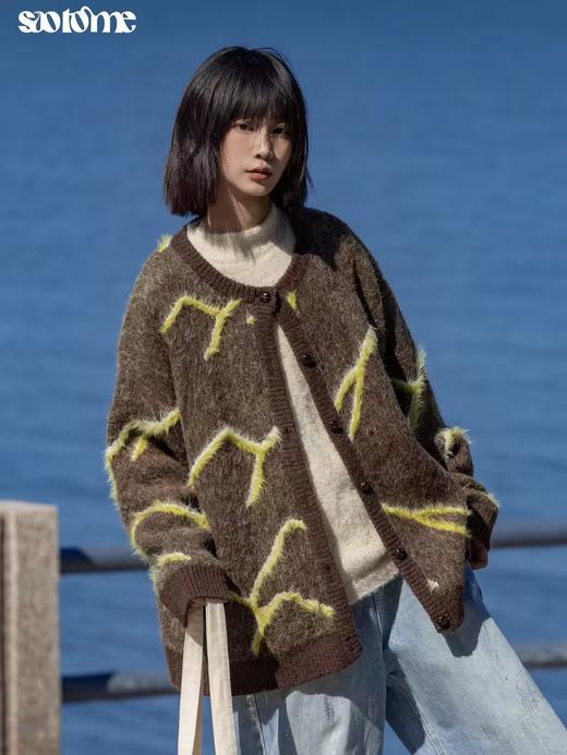 早乙女惠子saotome/STMMY243223/立体不规则树纹提花毛衣开衫 商品图3