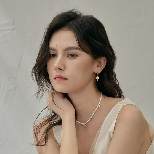 ARSIS银饰｜幸运符号系列 幸运符号耳环 单只金色 商品图1