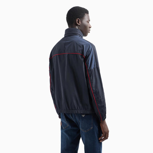 EMPORIO ARMANI 阿玛尼 男士带拉链和滚边的尼龙短防晒衣 深蓝色 EM000176 AF10496 UB118 商品图2