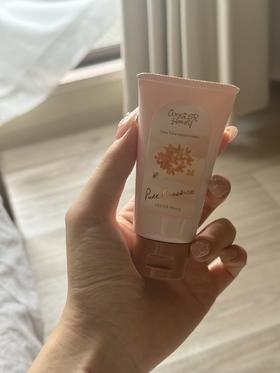 日本vecua 限定金犀牛桂花蜂蜜护手霜保湿50g