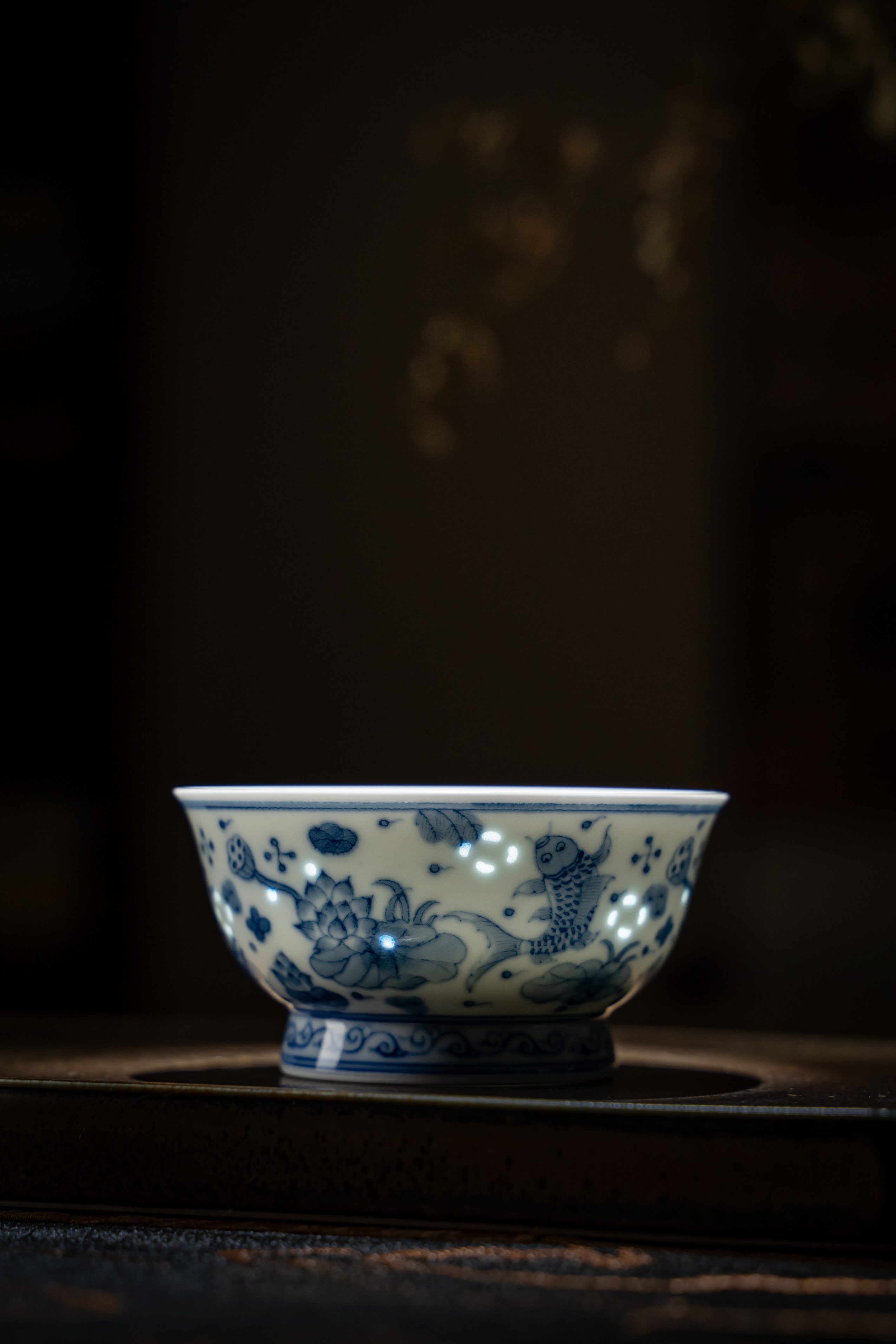 富玉窑  景德镇全手工青花玲珑荷花鱼手作茶器品茗杯主人杯