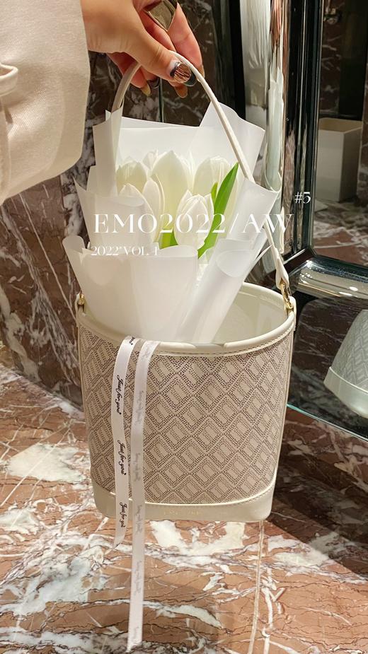 EMO·狗牙小水桶包手提斜挎包大容量通勤包包 商品图5