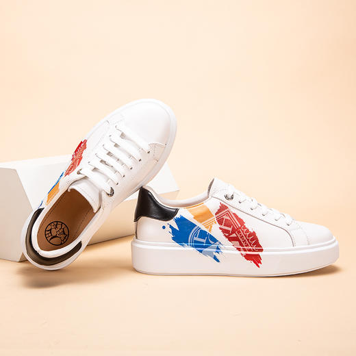 CHCH时尚情侣款休闲真皮运动百搭小白鞋 商品图4