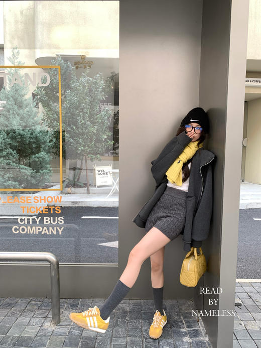 Read Nameless /深灰色潮牌云朵大卫衣+黑色高弹丝绒直筒裤 2024/10/10 商品图11