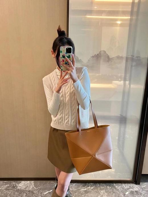 罗意威-变形折叠几何托特包（MM） 商品图12