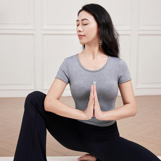 A20363小蛮腰健身瑜伽短袖 商品图3