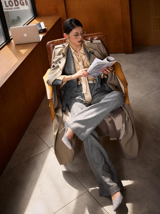 颈袖添香-风衣-“晚秋”十年风衣 永恒 传承 经典 干练有型 走路带风 简约利落 9192864 商品图2