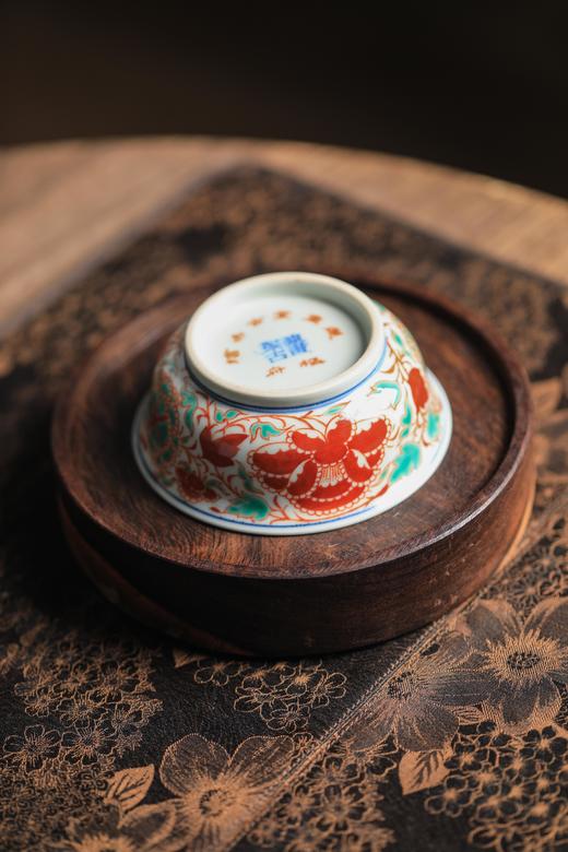 莲画堂红绿彩四向牡丹矮炉式杯 商品图3