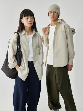 步履不停/4C11204C/复古清新翻领灰咖格子长袖衬衫