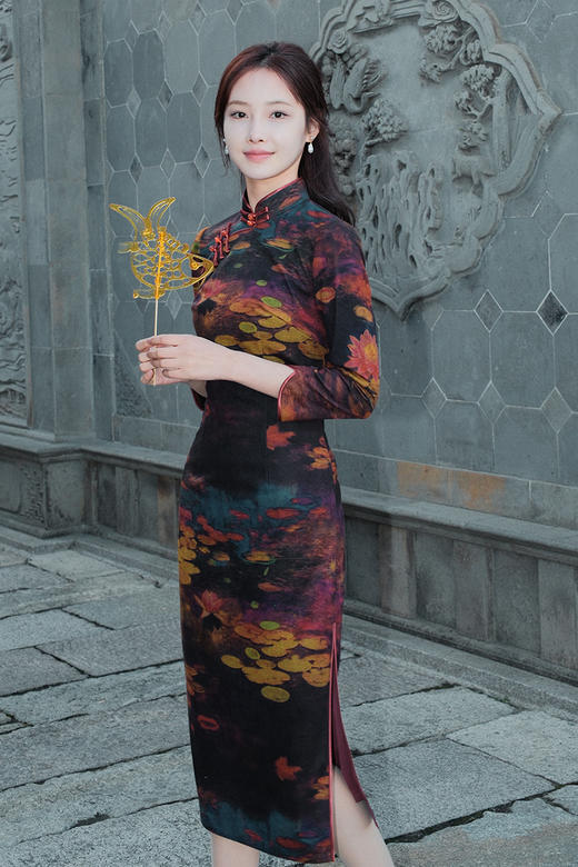 逸红颜明月优选 #磨毛旗袍【花月夜】古色古香优雅美人，油画莲花江景图 商品图9