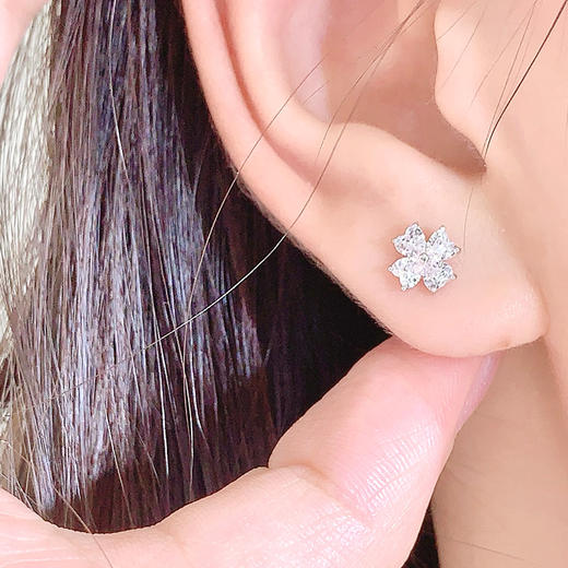 卡蒂罗/KADER 幸运四叶草 四叶梦境耳钉 爱心锆石满镶宝石轻奢精致养耳洞耳饰 灵动清新睡觉免摘 925银 开学礼 商品图3