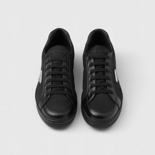 PRADA 普拉达 男士 Downtown Nappa皮革与Re-Nylon 珐琅金属三角形徽标休闲运动鞋 黑色 2EE395 3ABU F0002 商品图1