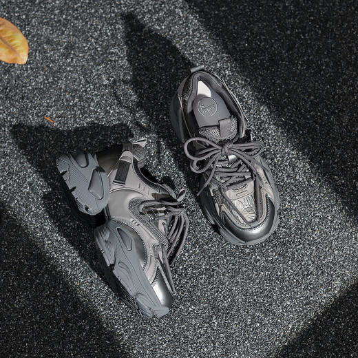 Safiya/索菲娅2024秋冬加绒爆款烫钻系带增高厚底百搭休闲运动老爹鞋 SF44112439 商品图9