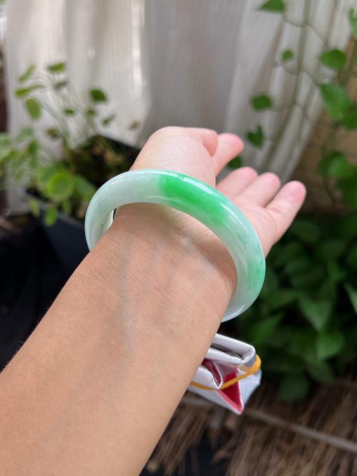 57正圈翡翠手镯 商品图3