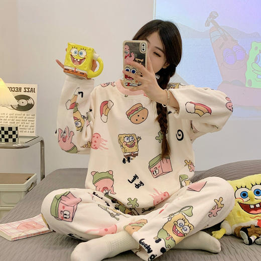 冬季新款【睡衣女法兰绒套装】圆领套头长袖长裤 卡通舒适保暖家居服套装 商品图6