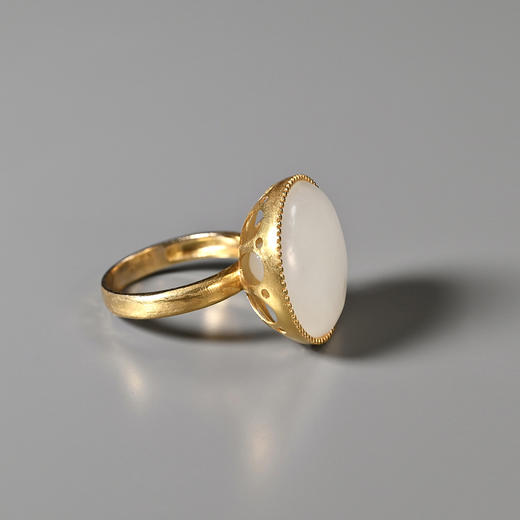 清代和田白玉扣子“金盏玉台”戒指 商品图3