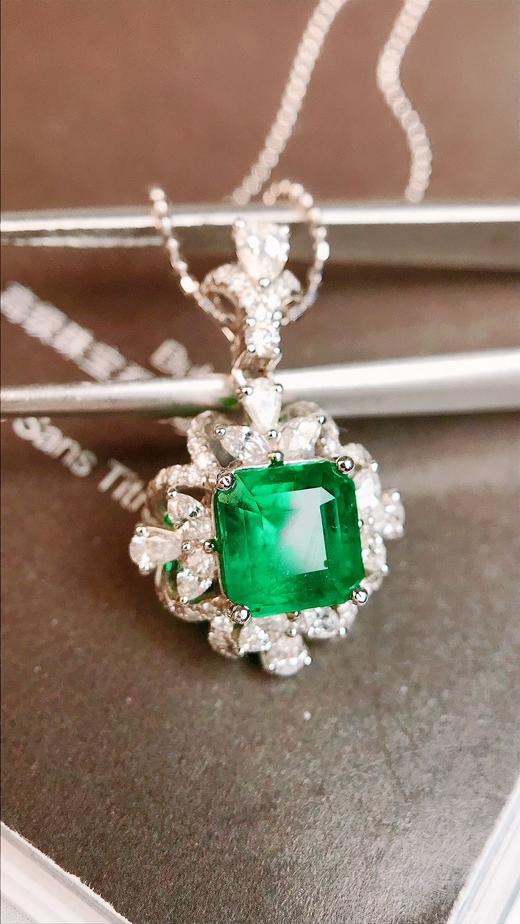 1.35克拉祖母绿吊坠 商品图2