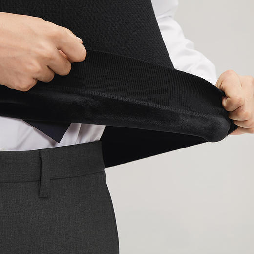 【加绒马甲】柒牌背心毛衣男士V领几何肌理商务休闲含羊毛针织衫	127Y70750 商品图2