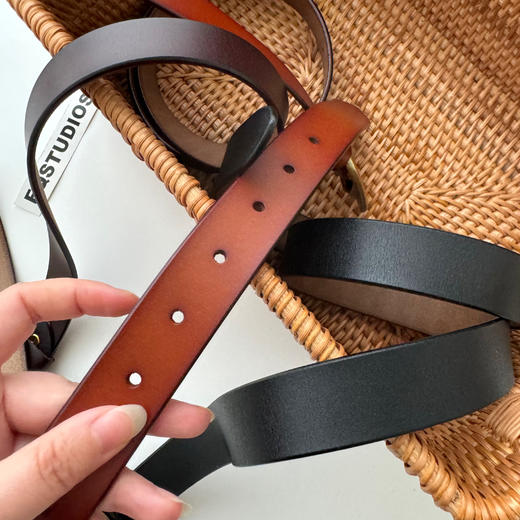 ​💰49～进口植糅牛皮‼️叠加法式优雅复古buff‼️【轻奢复古百搭腰带皮带】结实柔韧 一条点睛之笔的皮带 简约老钱风瞬间get‼️ 商品图3