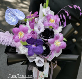 郁金香的季节，怎能少了郁金香花束