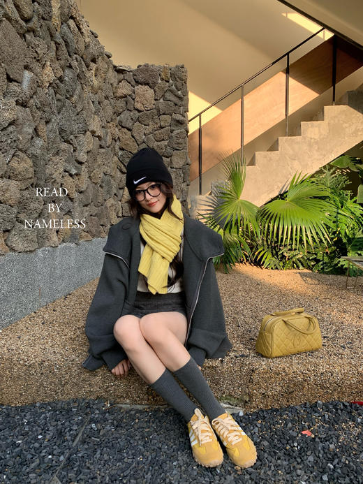 Read Nameless /深灰色潮牌云朵大卫衣+黑色高弹丝绒直筒裤 2024/10/10 商品图10