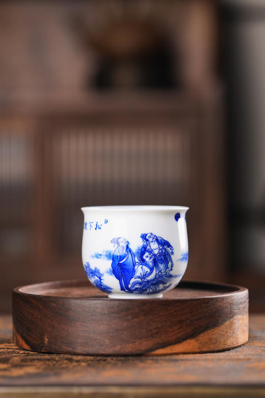 铭墨-松下蹴鞠图单杯 商品图7