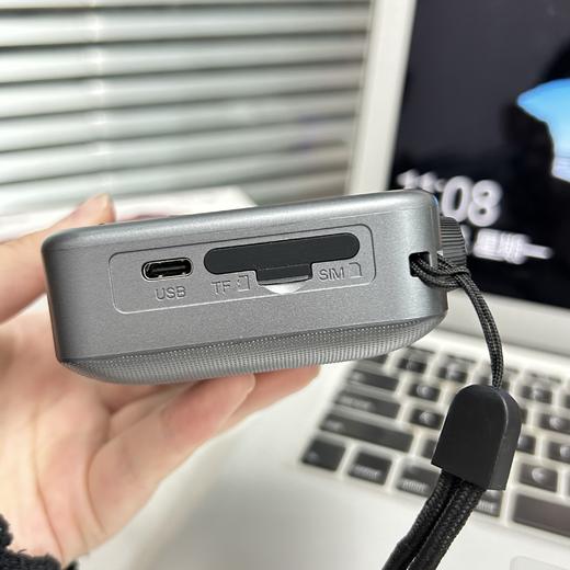 💥大促活动重磅回归【小度陪伴机标准版】小度智能收音机📻老人听戏多功能播放器🎵老年人专用🔸随身便携，持久续航 🔸海量内容，语音点播 🔸亲情通话 🔶夜间照明，安全随行小度贴心陪伴 商品图10