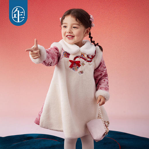 【品牌优选】年衣童装女童连衣裙冬新款儿童娃娃领甜美裙子宝宝拜年服新年礼服福蛇环绕旗袍裙 商品图1