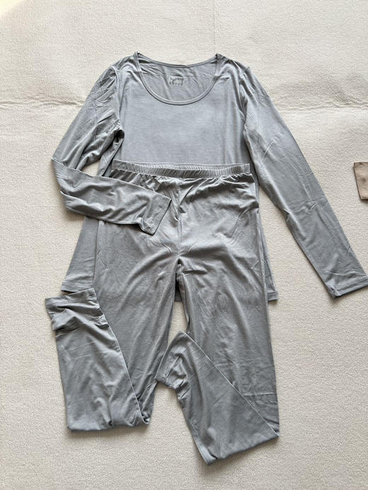 【断码 清货了】优衣库 原厂 纯原面料 heattech 自发热女款家居服套装 商品图8