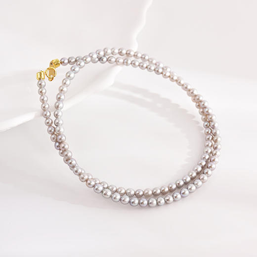 ysqq-10001【云赏珠宝】18k金铂金灰天然海水真多麻小米珠项链-赠铂金灰真多麻珍珠耳环 商品图3