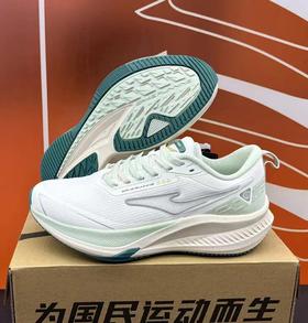 鸿星尔克  女鞋12124403316-001