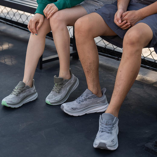 Sacha男女款休闲慢跑鞋|上脚像踩在云朵里，轻便缓震回弹好 商品图2