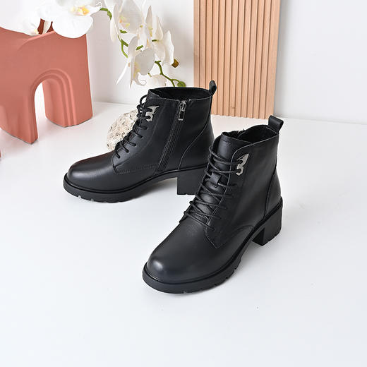 经典鲨女鞋2024年冬季新款百搭黑色侧拉链通勤加绒保暖短筒靴KW163-D58131 商品图5