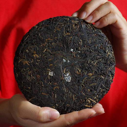 【贡马贡茶】2024年女儿茶100克红茶饼 商品图1