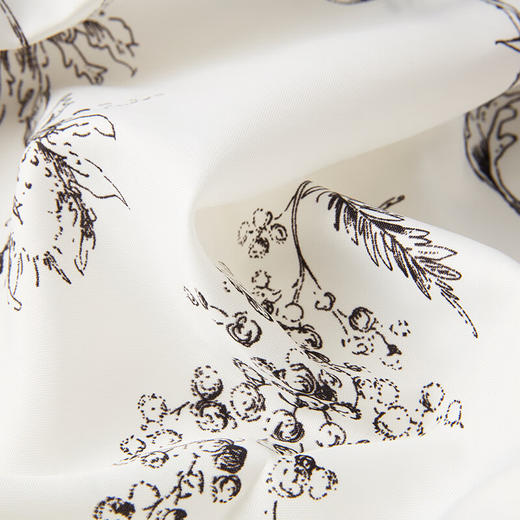 浴帘 线花/二月兰/条纹/圆点  约180x180cm 商品图1