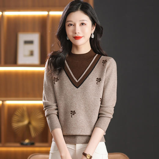 CC-101-69137半高领毛衣女短款假两件上衣秋冬新款内搭条纹羊毛针织打底衫冬季 商品图2