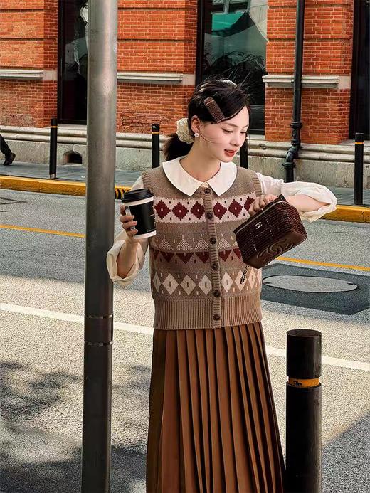 浮生八记/24C096/费尔岛复古菱格提花叠穿针织马甲 商品图2