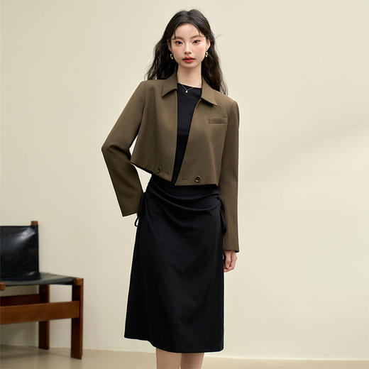 高级感通勤风翻领搭片截短款西装女秋季气质西服外套 商品图1