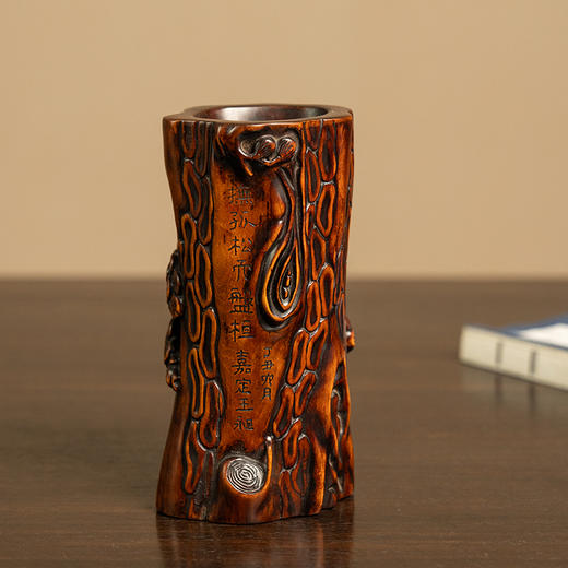 清 黄杨木高浮雕松鹤延年诗文笔筒 商品图1