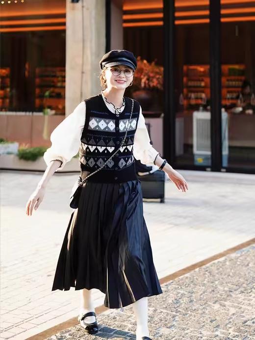 浮生八记/24C096/费尔岛复古菱格提花叠穿针织马甲 商品图1