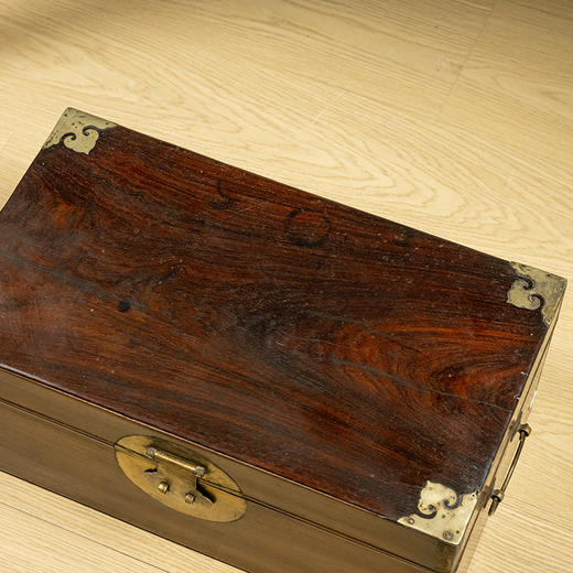 明 黄花梨铜包角状元箱 商品图3