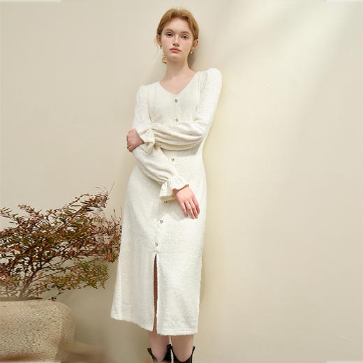西遇法式优雅长袖连衣裙女新款V领收腰显瘦温柔风长裙14142950 商品图3