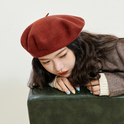 字母刺绣羊毛贝雷帽 商品图1