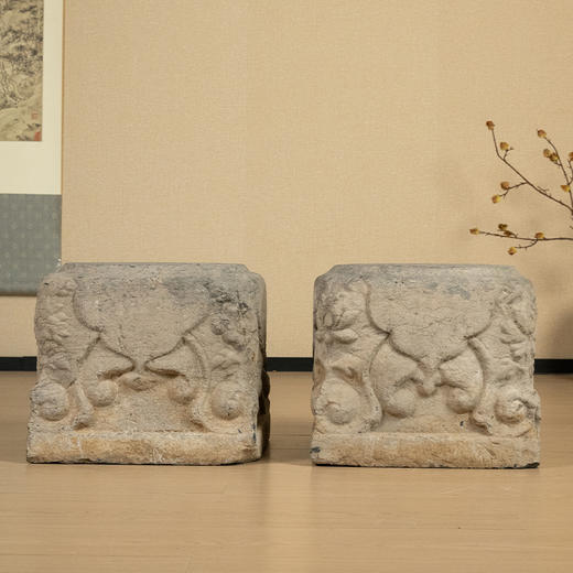 清 石雕花卉纹三弯腿器座（一对） 商品图0