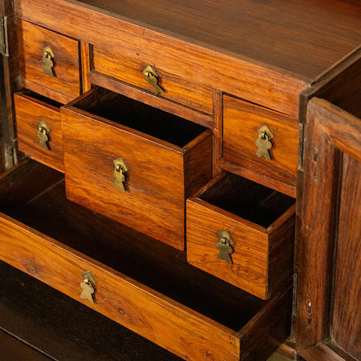 清 黄花梨满彻平顶官皮箱 商品图4