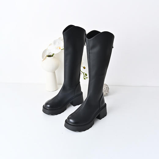 经典鲨女鞋2024年冬季新款纯色百搭圆头后拉链中跟显瘦长筒靴KW310-D58051 商品图1