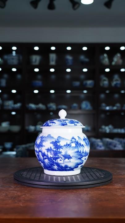 柴窑青花山水盖罐 商品图0